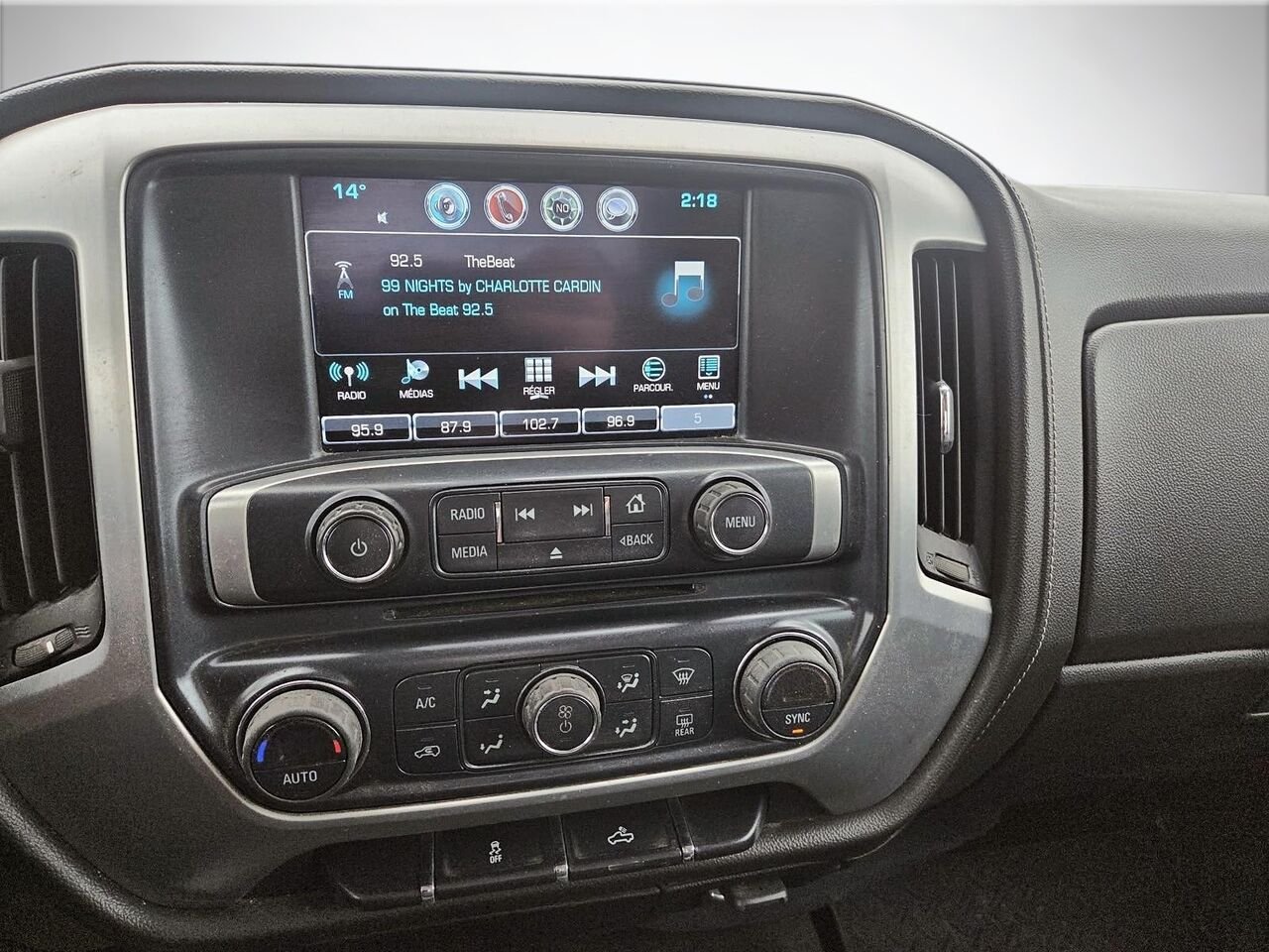 GMC SIERRA 1500 1500 2017 Gris Saint-Hyacinthe - photo #20