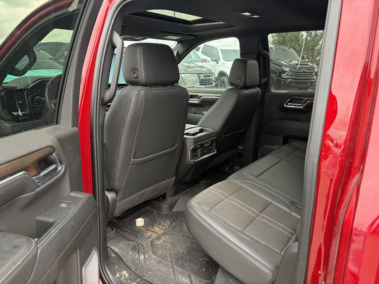 2024 Chevrolet Silverado 1500 4WD Crew Cab 147 High Country Red Sherwood Park - photo #5