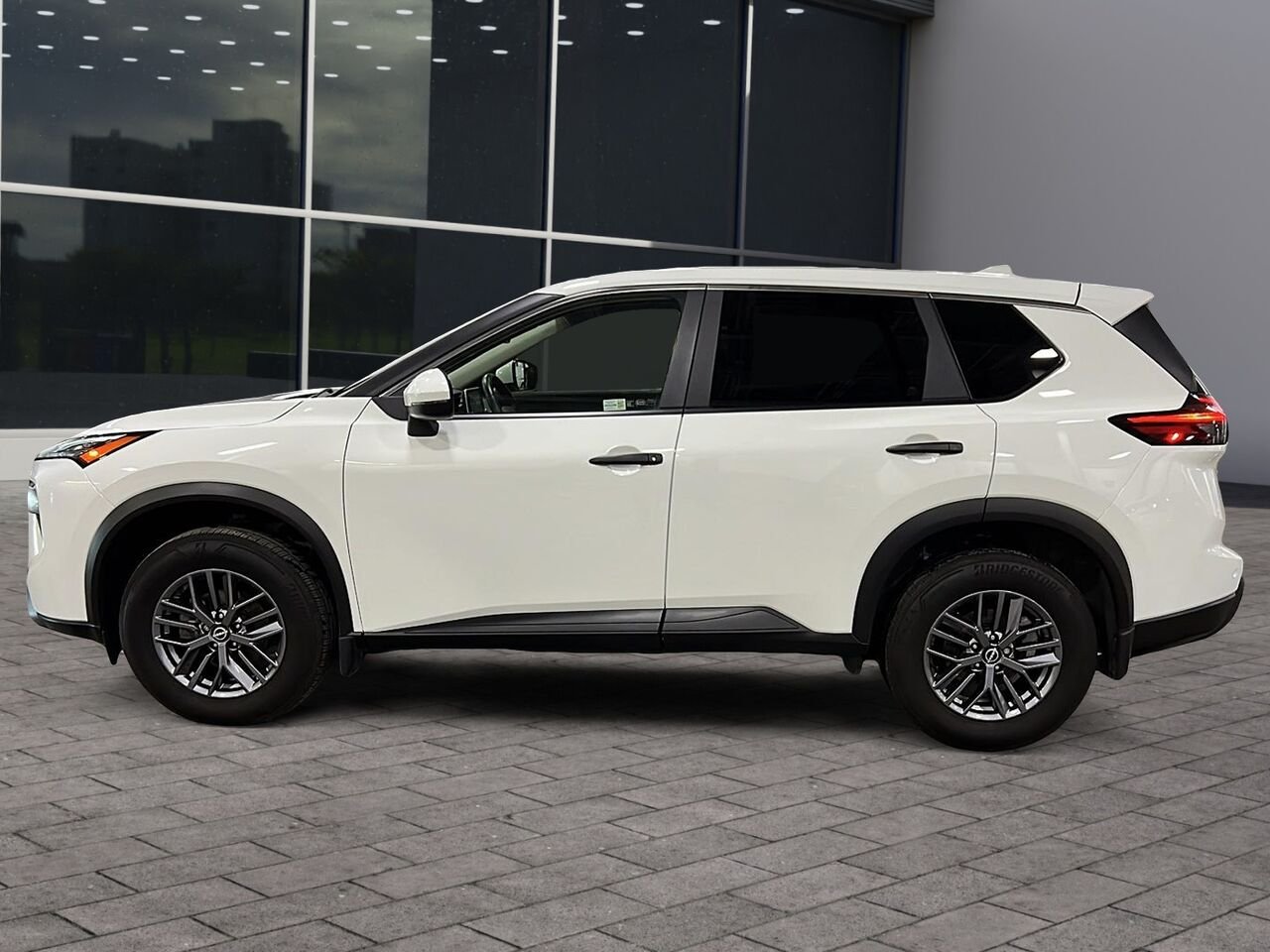 Nissan Rogue S 2024 Blanc Québec - photo #22