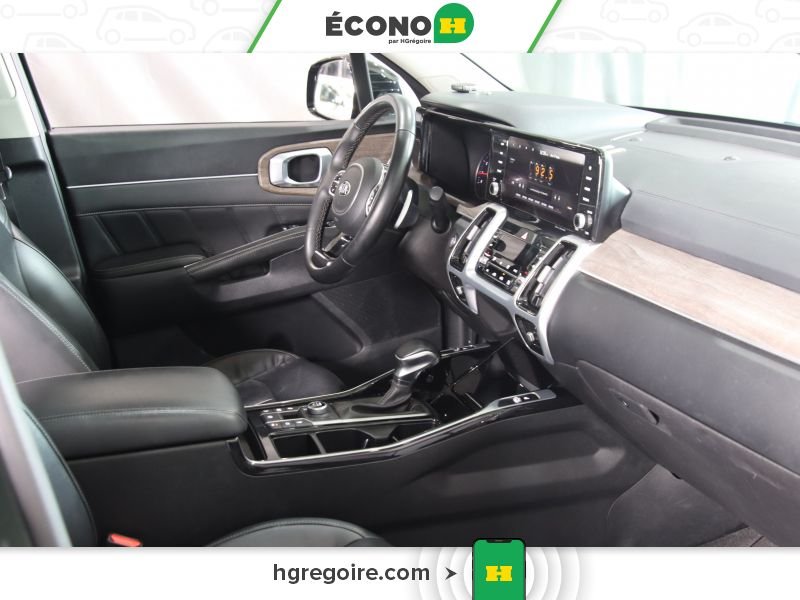 2021 Kia Sorento Grey Blainville - photo #26