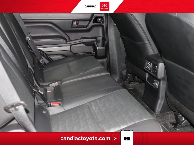 2025 Toyota 4Runner White Saint-Eustache - photo #36