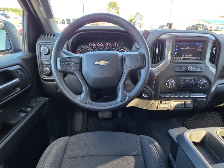2023 Chevrolet Silverado 1500 Custom 4X4 Blue Mont-Laurier - photo #19
