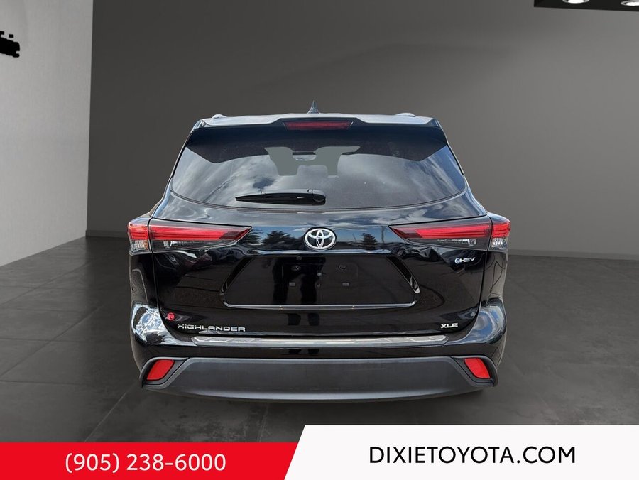 2026 Toyota Highlander Hybrid XLE AWD Black