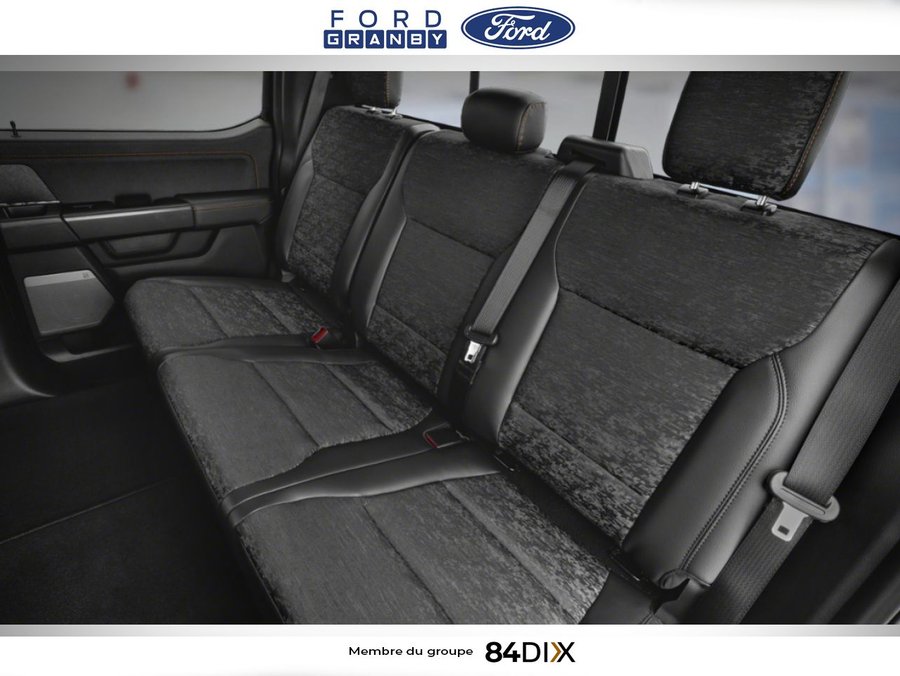 Ford F-150 Tremor cabine SuperCrew 4RM caisse de 5,5 pi 2026 Avalanche