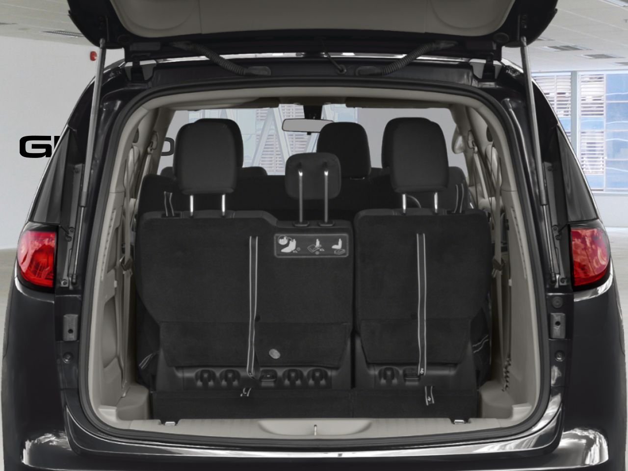CHRYSLER Grand Caravan 2027 Blanc éclatant Repentigny - photo #5