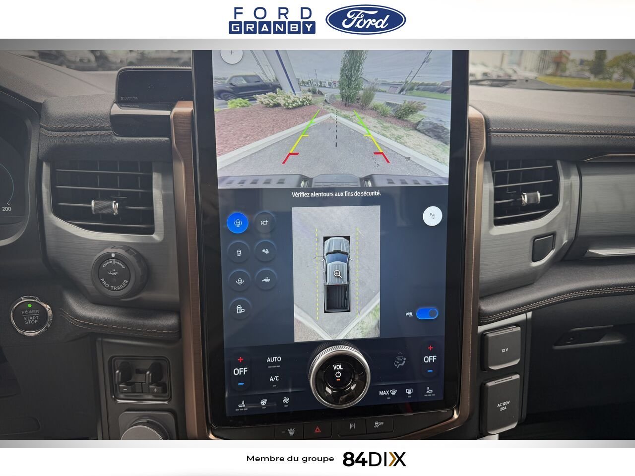 2022 Ford F-150 Lightning Grey Granby - photo #20