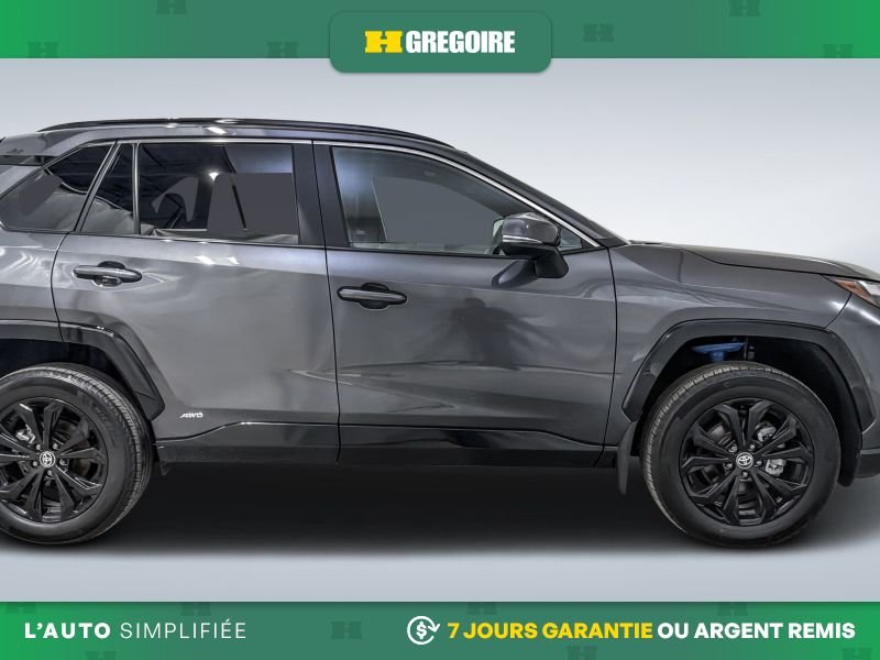 2025 Toyota Rav 4 Grey Blainville - photo #10