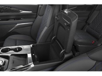 Cadillac Escalade IQL Sport