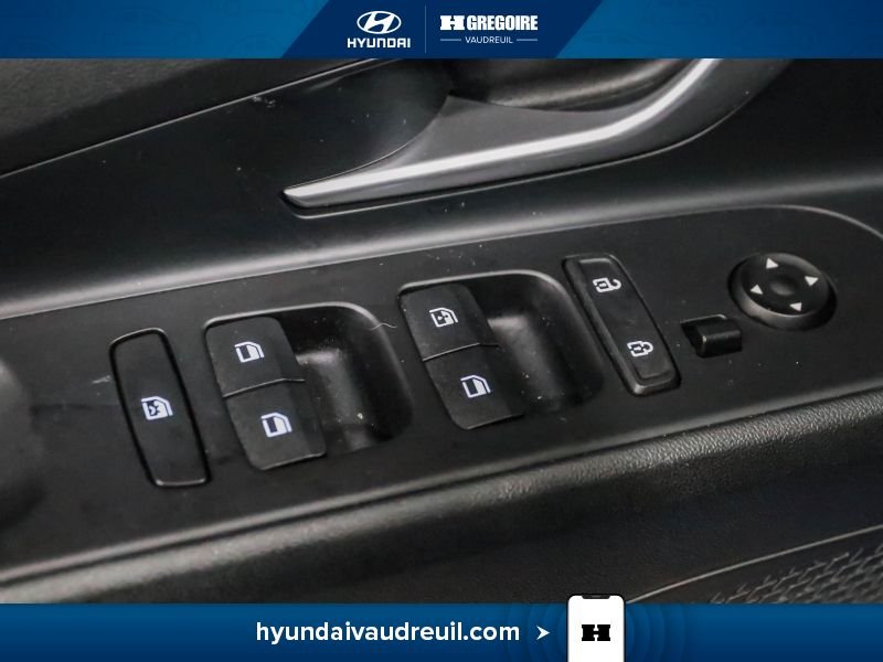 Hyundai Elantra YR832 | Preferred IVT 2022 Bleu Laval - photo #16