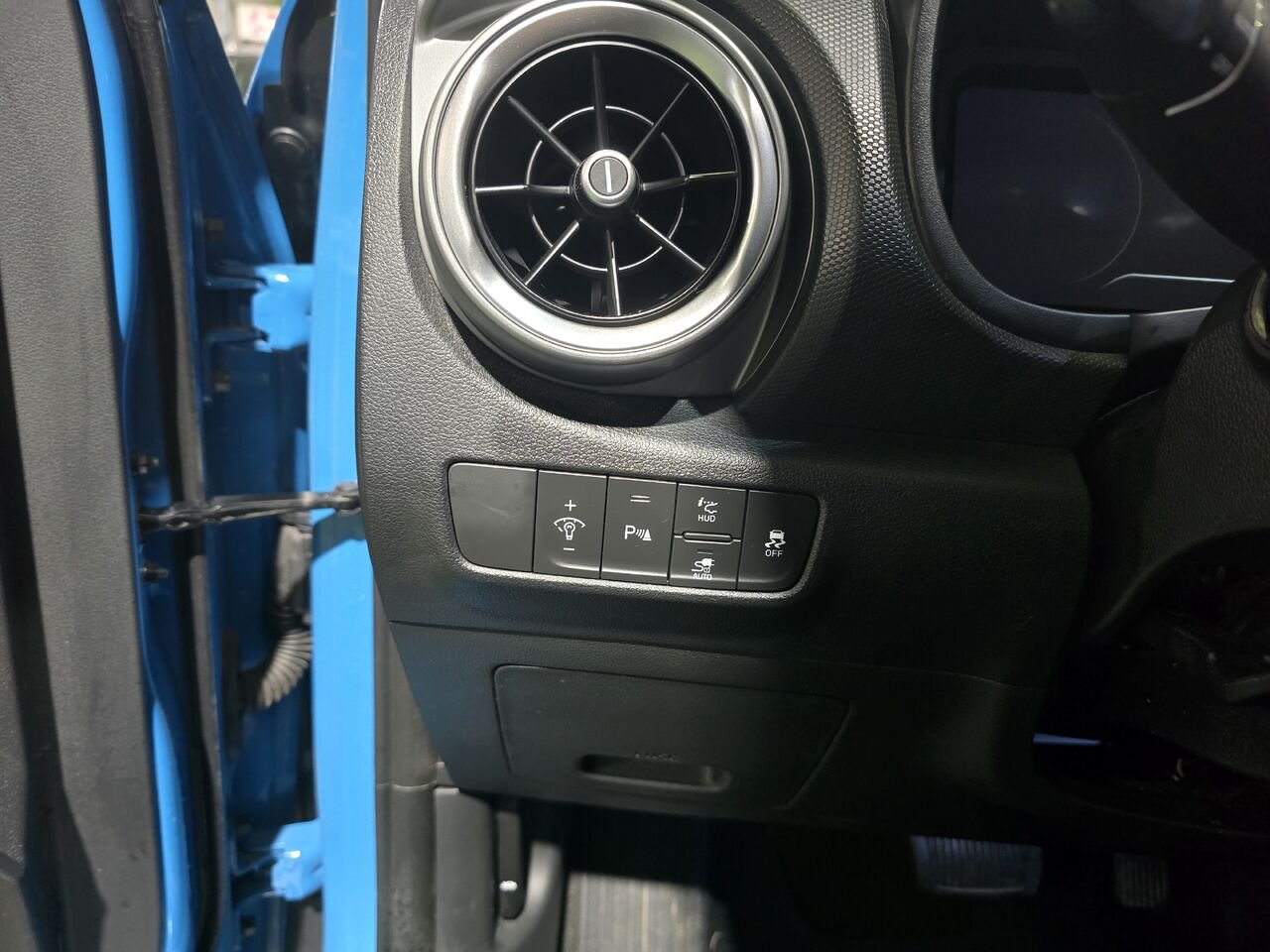 2023 Hyundai Kona Electric Blue  - photo #14