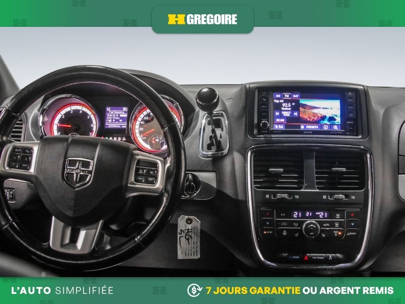 2020 Dodge GR Caravan White Laval - photo #18