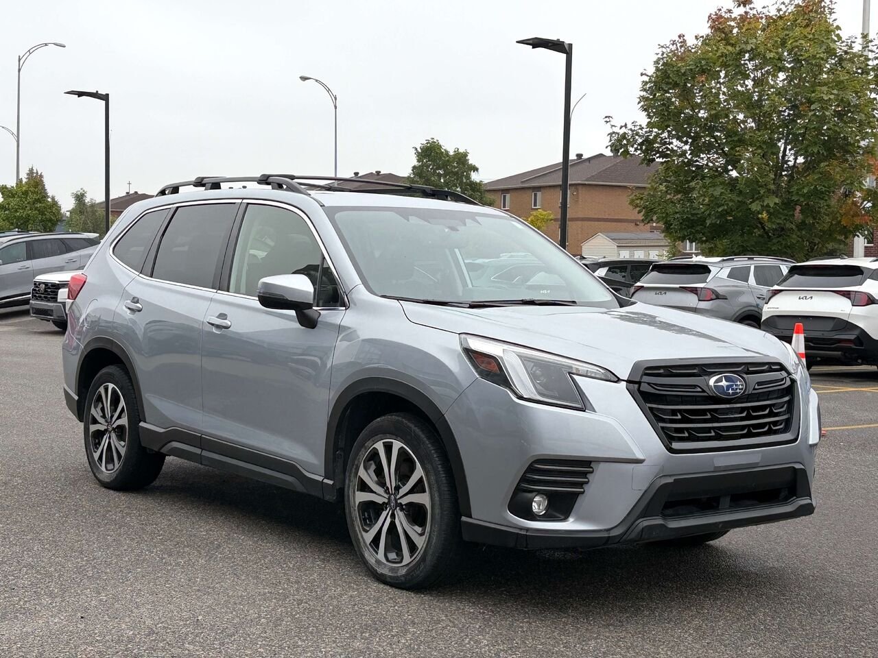 2024 Subaru Forester Silver Gatineau - photo #7