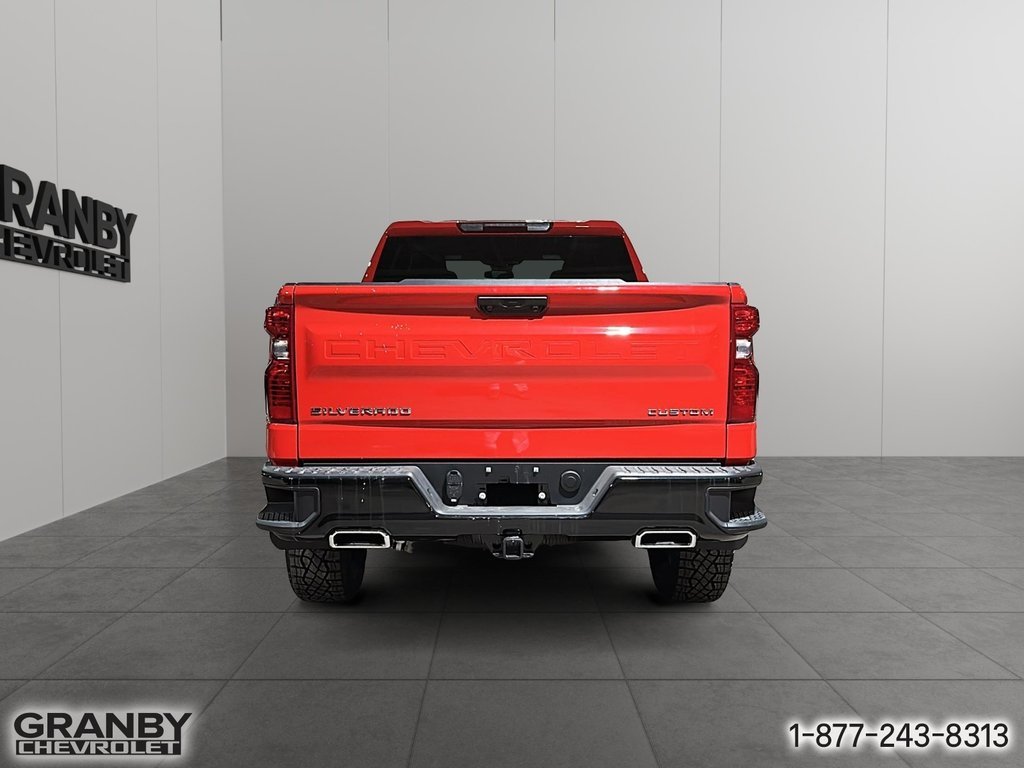 CHEVROLET Silverado 1500 K1500 SILVERADO CREW CAB CUSTOM TRAIL BOSS STD/BOX (2CX) | 26-0384 2026 Rouge ardent Granby - photo #5