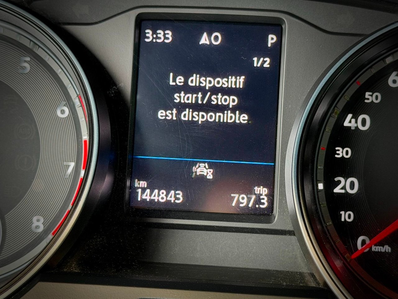 2021 Volkswagen Atlas Cross Sport Red Notre-Dame-des-Prairies - photo #27