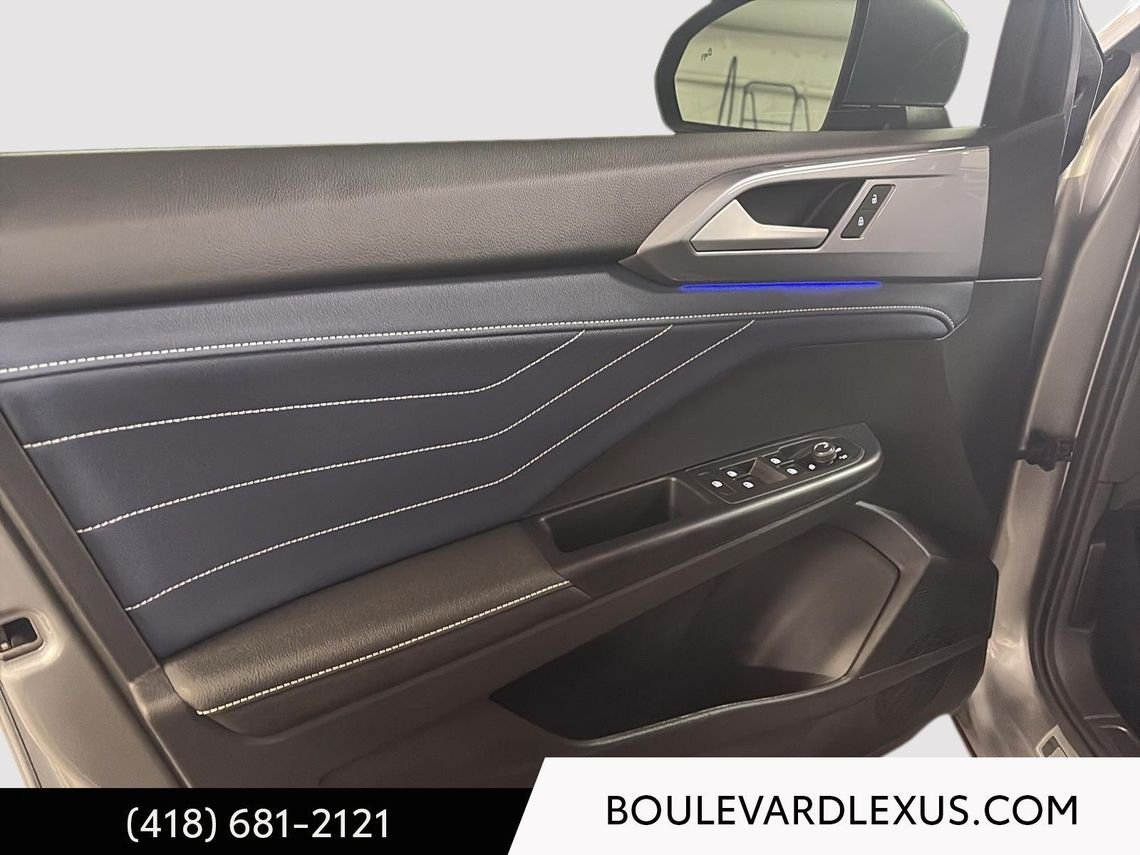 2025 Volkswagen Taos Silver Quebec - photo #29