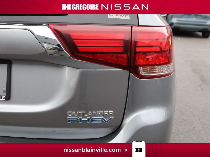 2018 Mitsubishi Outlander Plug-In Hybrid Silver Blainville - photo #25