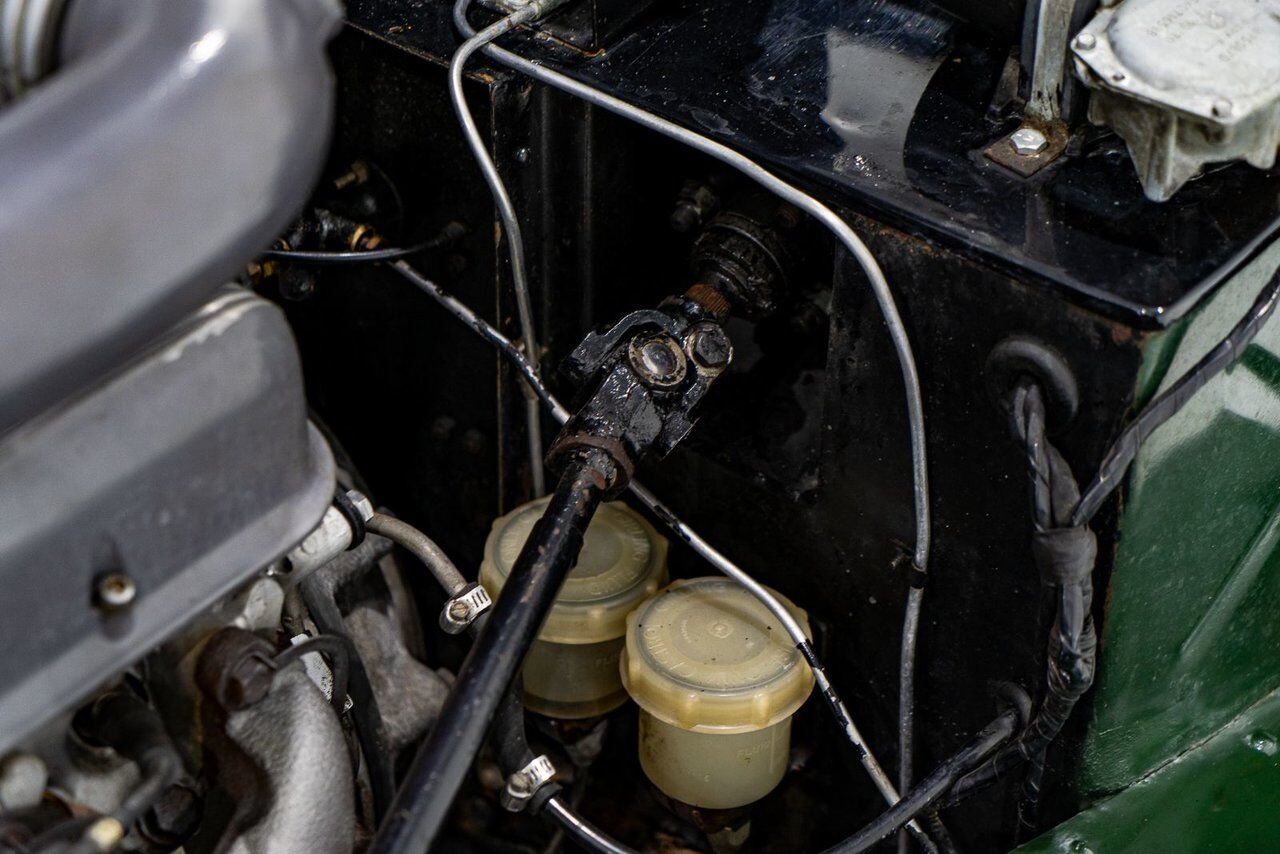 Morgan Plus 8 Unrestored with only 7137km (4435miles) | PRIX EN USD 1970 Vert Montréal - photo #18