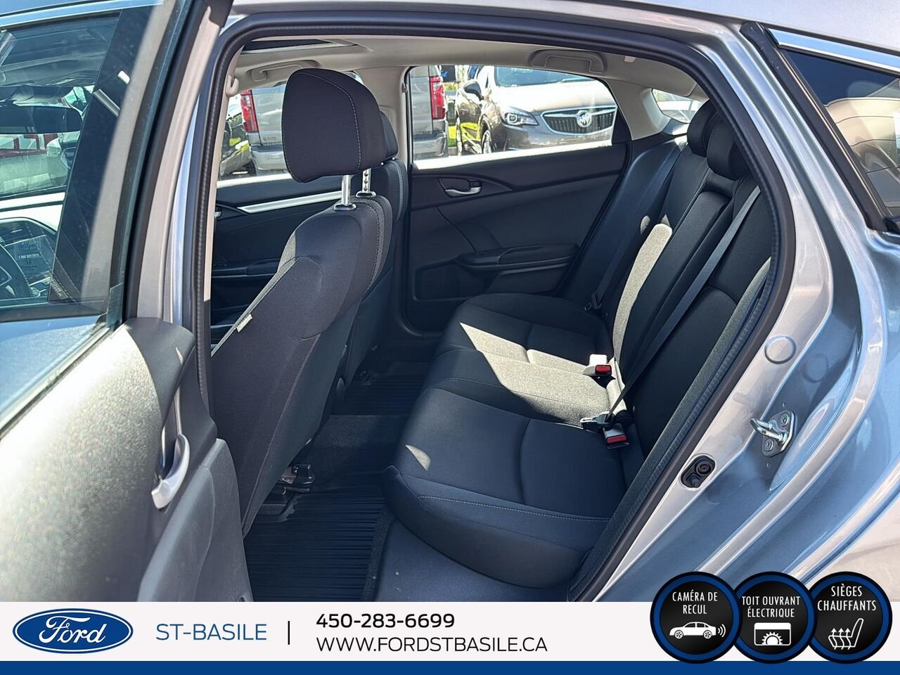 HONDA CIVIC 2018 Argent Saint-Basile-le-Grand - photo #15