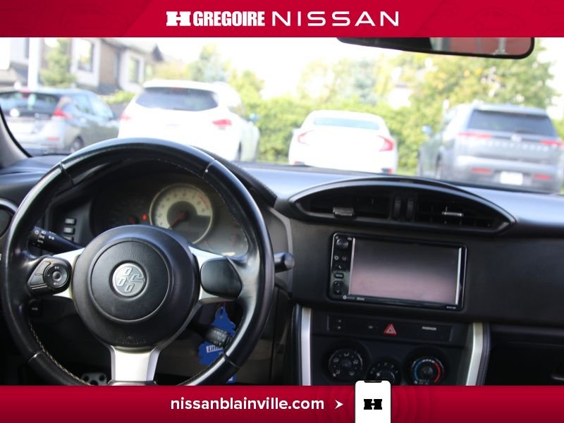 Toyota 86 2017 Noir Blainville - photo #12