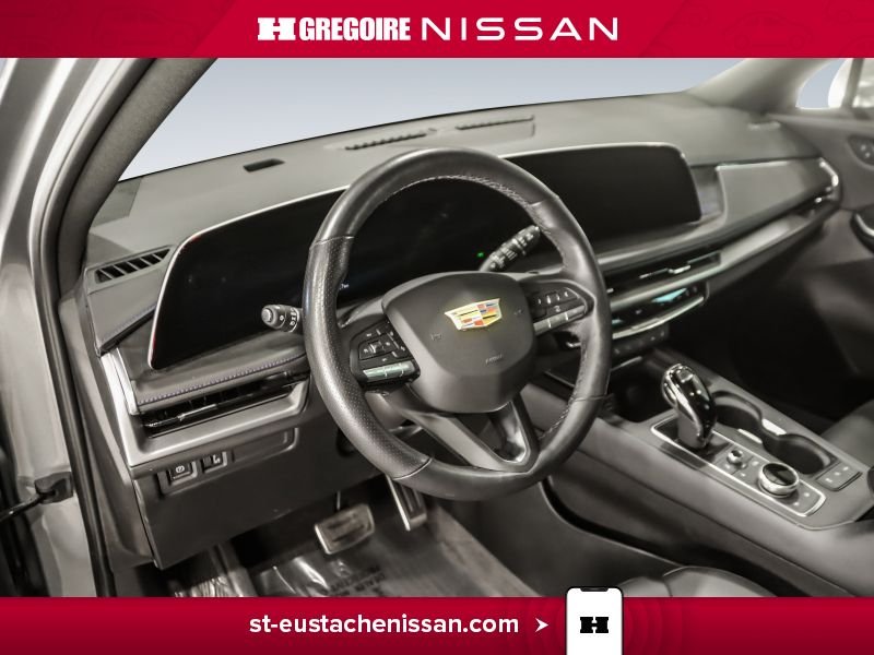 2025 Cadillac XT4 Silver Laval - photo #31