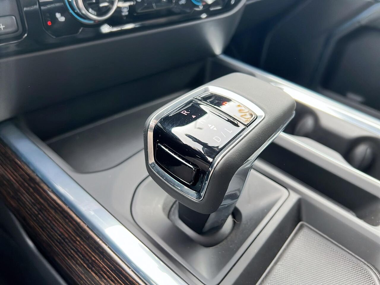2024 GMC Sierra 1500 Black Québec - photo #33