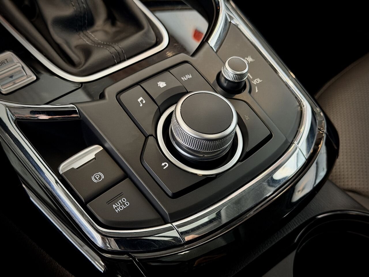 2021 Mazda CX-9 White Notre-Dame-des-Prairies - photo #36