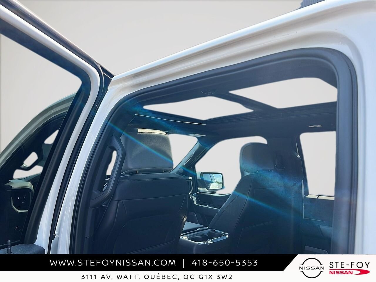 Ford F-150 Lightning LARIAT SuperCrew LONG RANGE 2023 Blanc Ste-Foy - photo #20