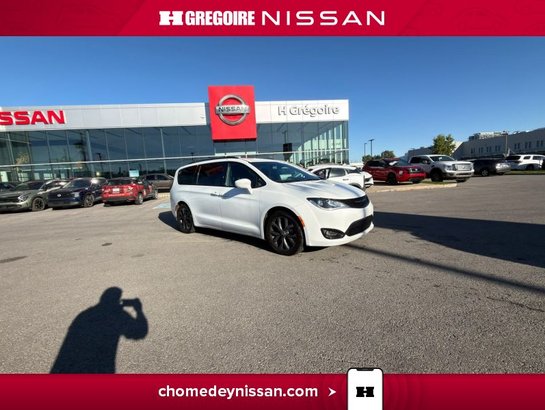 2019 Chrysler Pacifica Touring Plus * Mag * Caméra * Bluetooth White