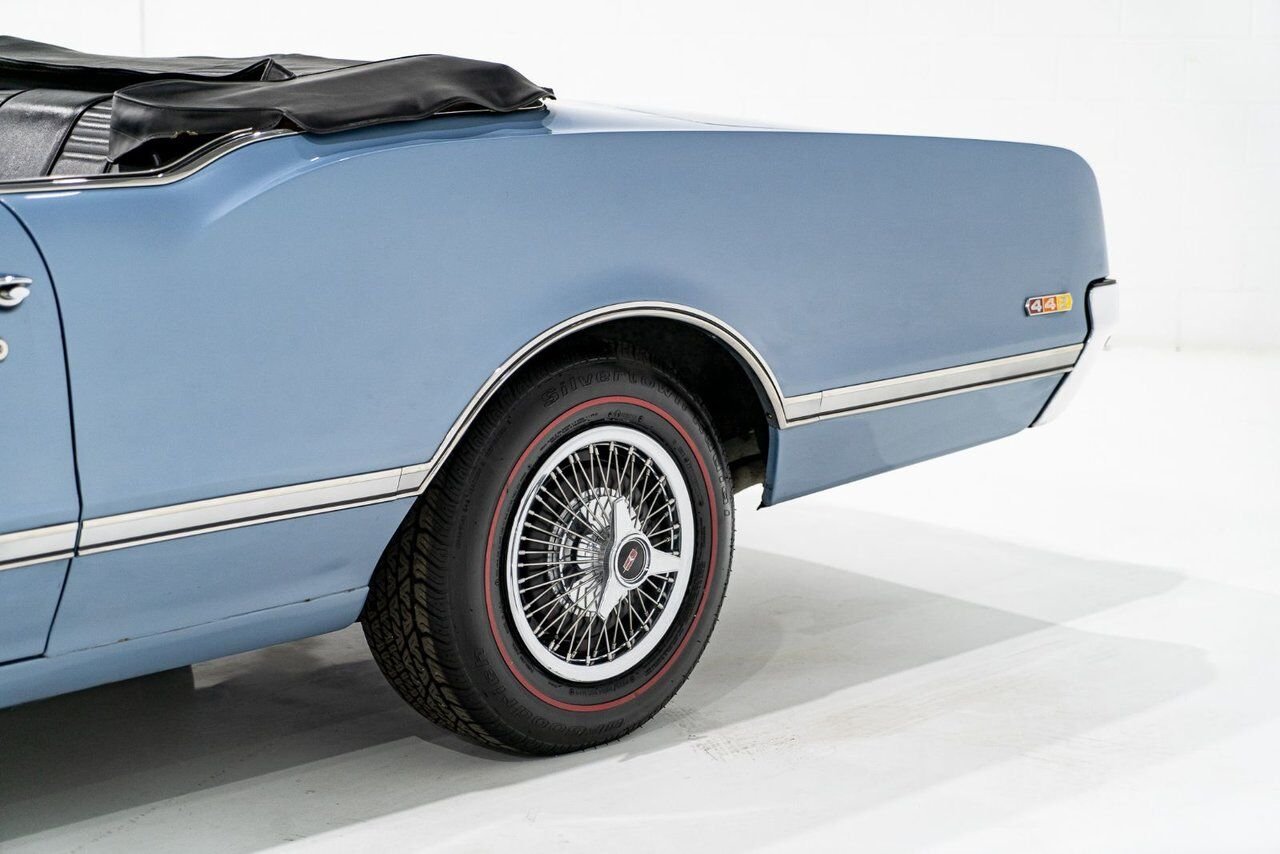 Oldsmobile 442 PRIX EN USD | Matching# 400cu.in. 4-Speed 1966 Bleu Montréal - photo #41