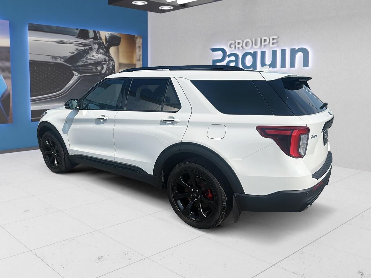 2024 Ford Explorer White Rouyn-Noranda - photo #3