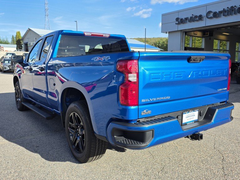 2023 Chevrolet Silverado 1500 Custom 4X4 Blue Mont-Laurier - photo #11