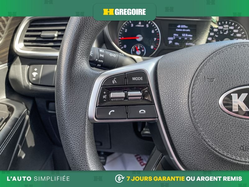 2020 Kia Sorento Grey Laval - photo #13