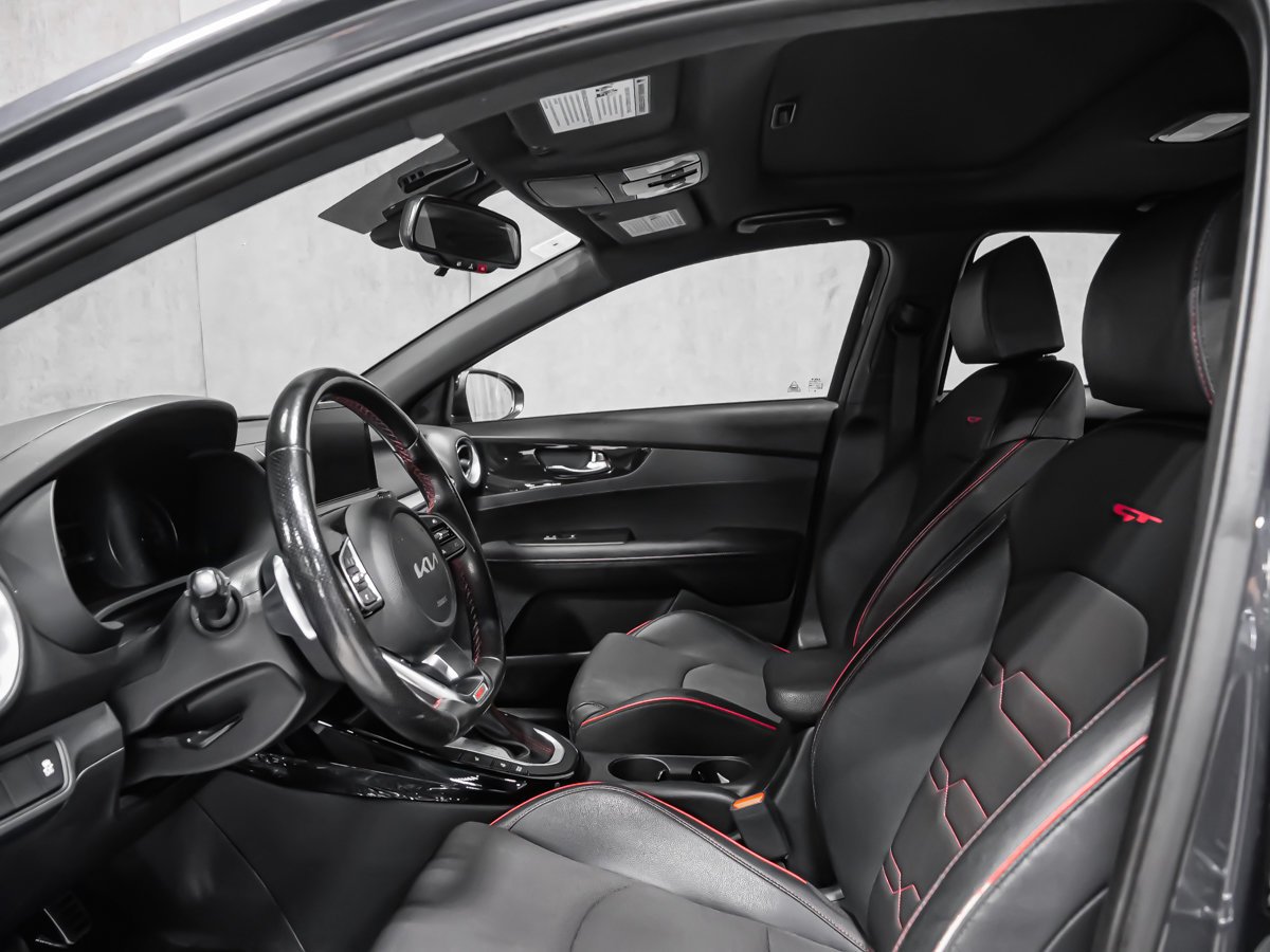 2023 Kia Forte5 GT Montreal - photo #16