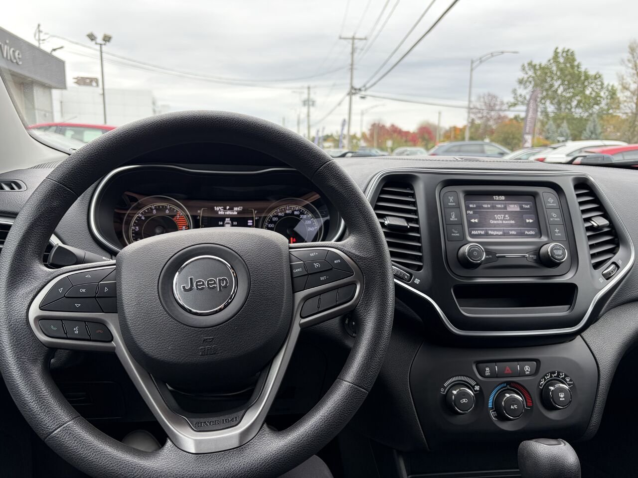 2019 Jeep Cherokee Sport 4x4 Silver Montmagny - photo #15