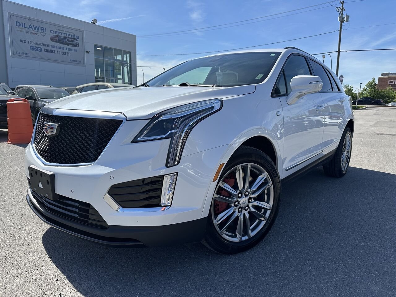 2024 CADILLAC XT5 SPORT Traction intégrale, 4 portes Sport White Gatineau - photo #0