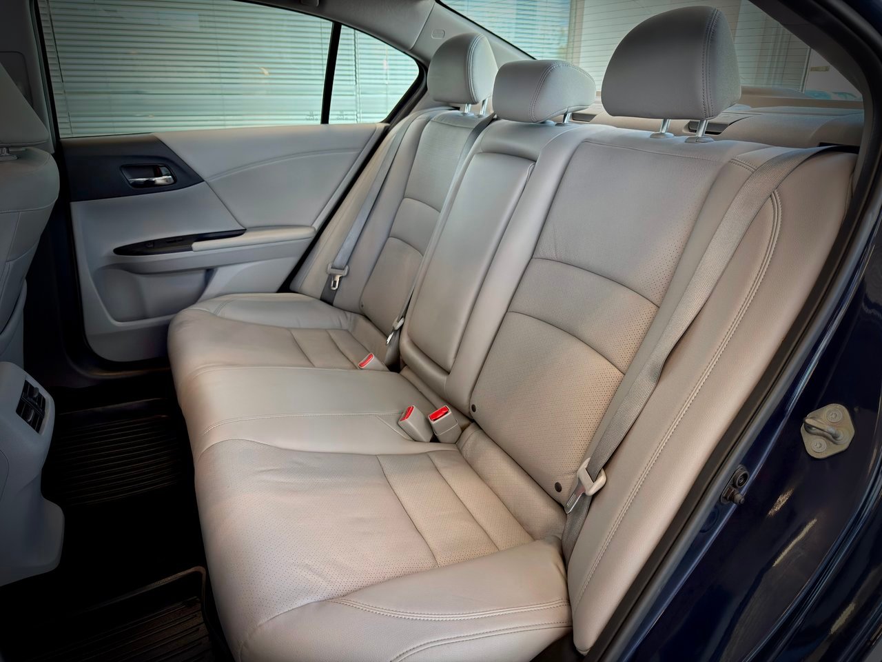 2017 Honda Accord Sedan Notre-Dame-des-Prairies - photo #12