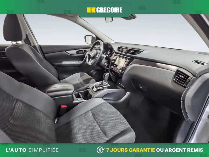 Nissan Qashqai 2023 Gris Laval - photo #23