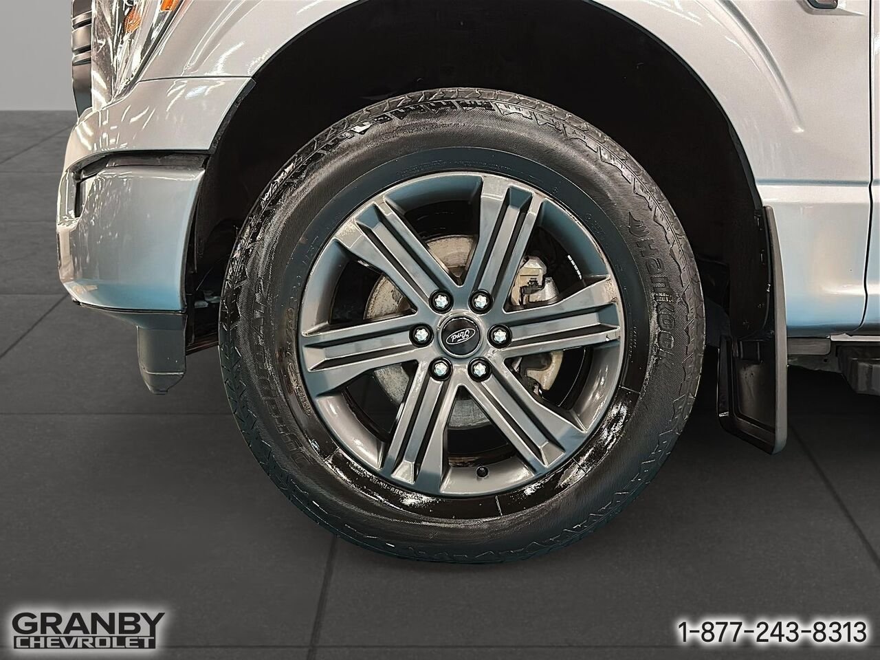 2023 Ford F-150 XL cabine SuperCrew 4RM caisse de 5,5 pi | G3839 Grey Granby - photo #9