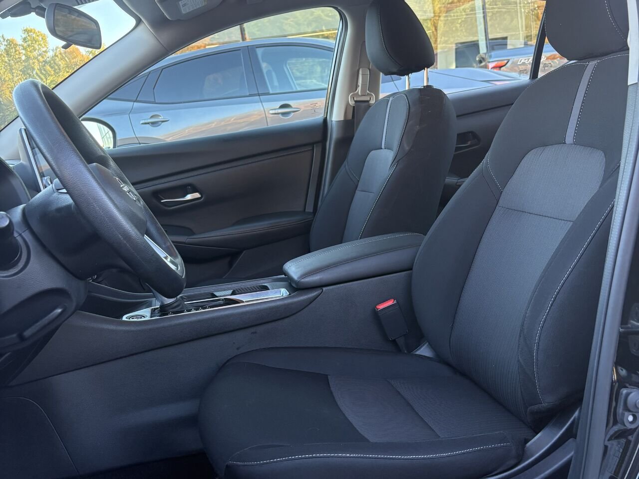Nissan Sentra SV 2024 Noir Mont-Laurier - photo #10