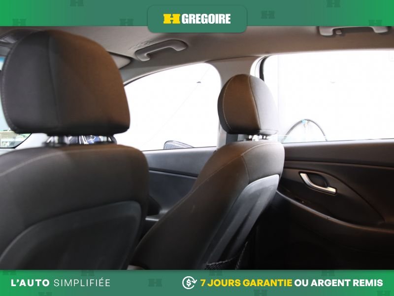 2019 Hyundai Elantra Grey Blainville - photo #22