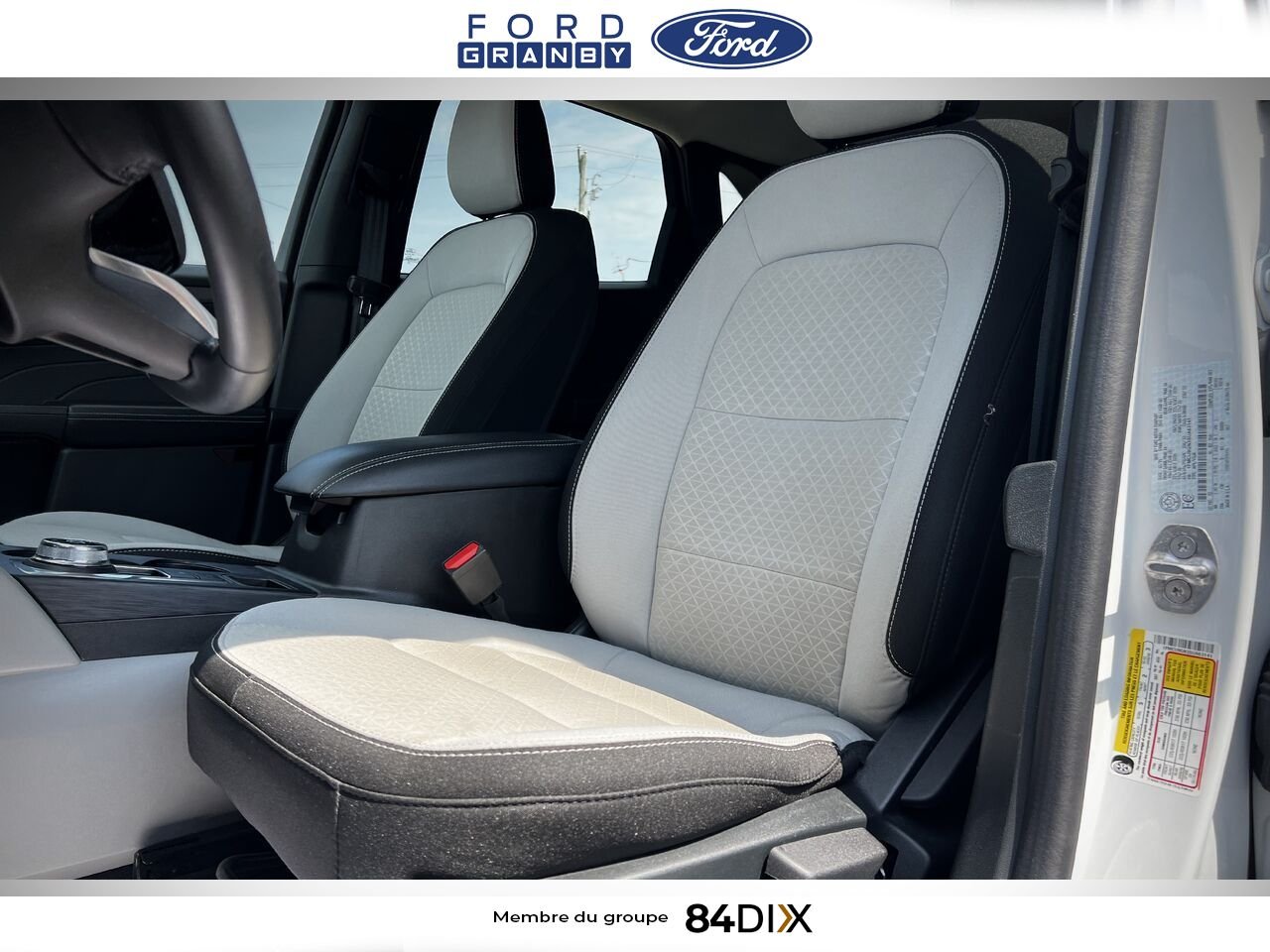 2025 Ford Escape White Granby - photo #12