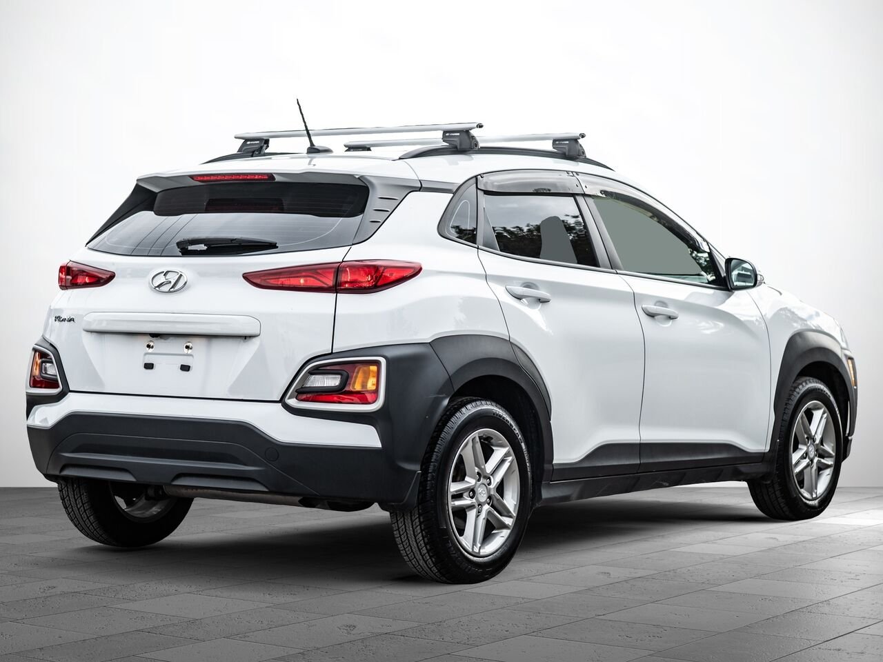 2020 Hyundai Kona White Sainte-Julienne - photo #3