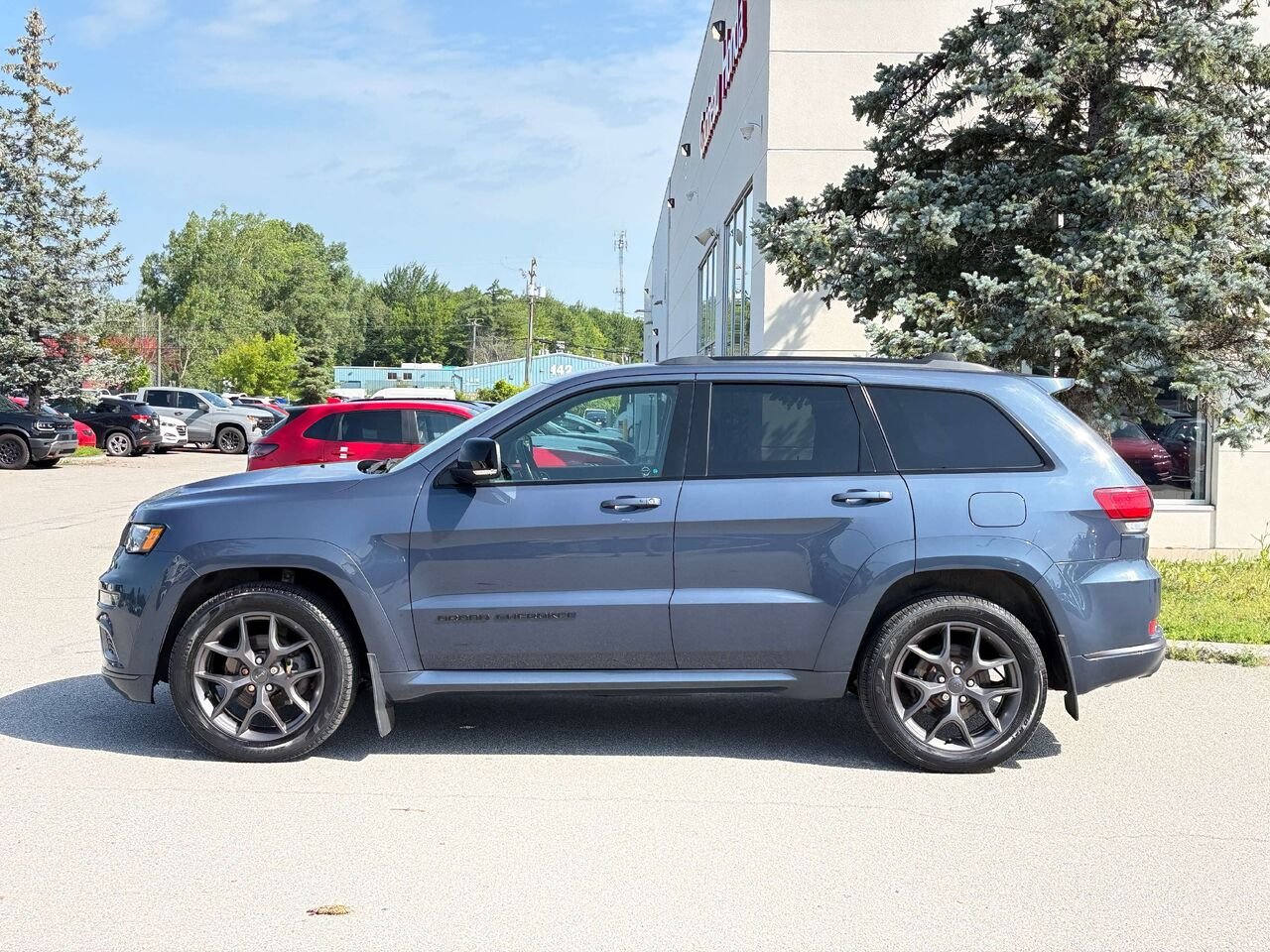 2020 Jeep Grand Cherokee Limited X Blue Gatineau - photo #2