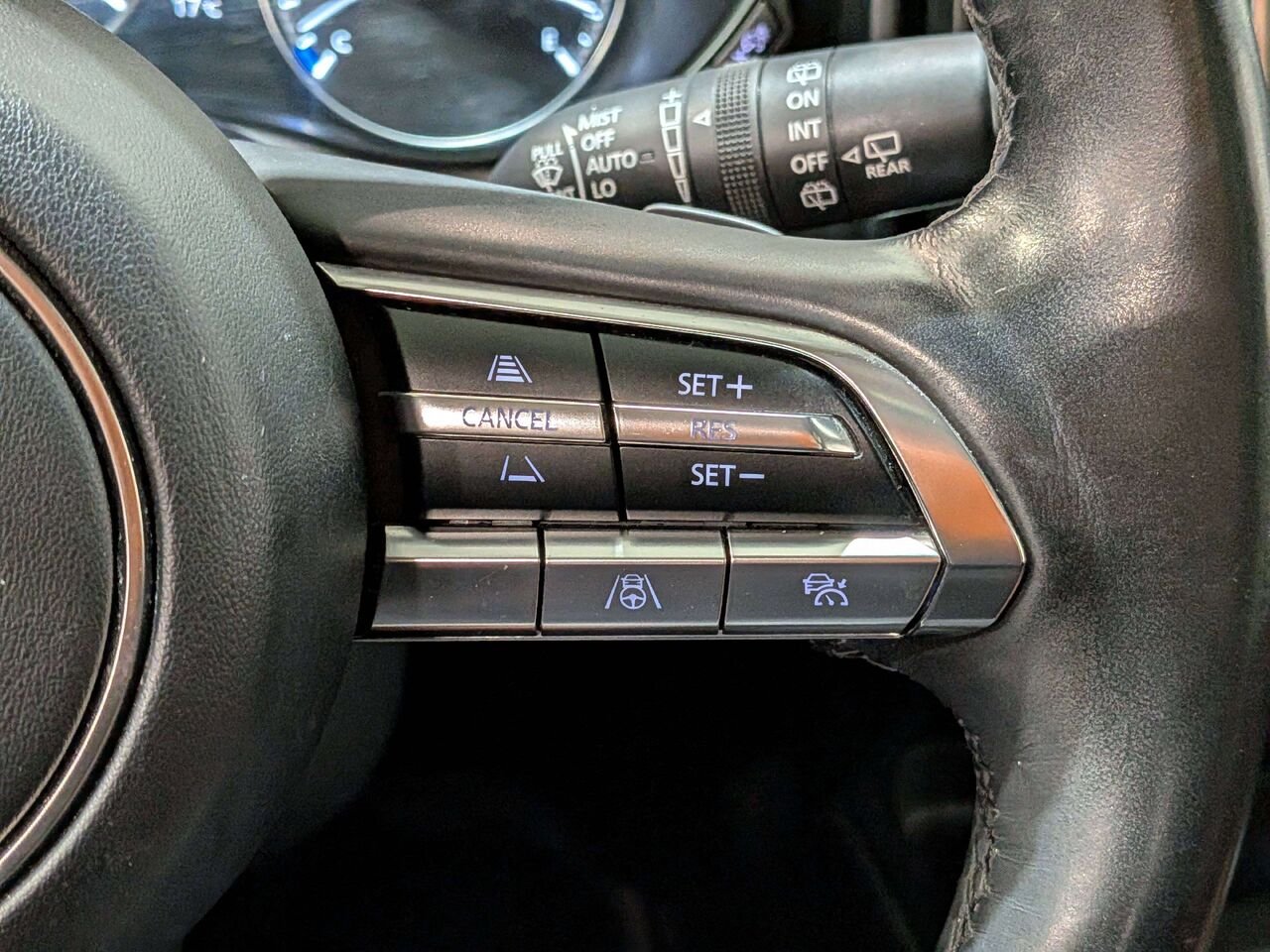 2024 Mazda CX-50 GT w/Turbo AWD Grey Val-David - photo #17