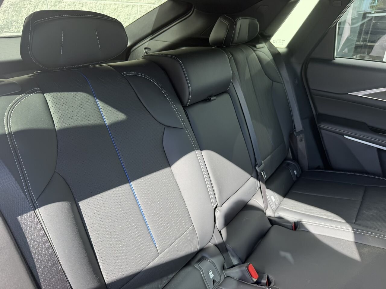 2024 Cadillac LYRIQ LUXURY AWD FINANCEMENT À PARTIR 0.99% Black Laval - photo #7