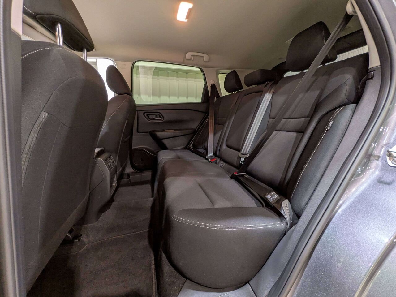 2024 Nissan Rogue AWD S Grey Val-David - photo #10