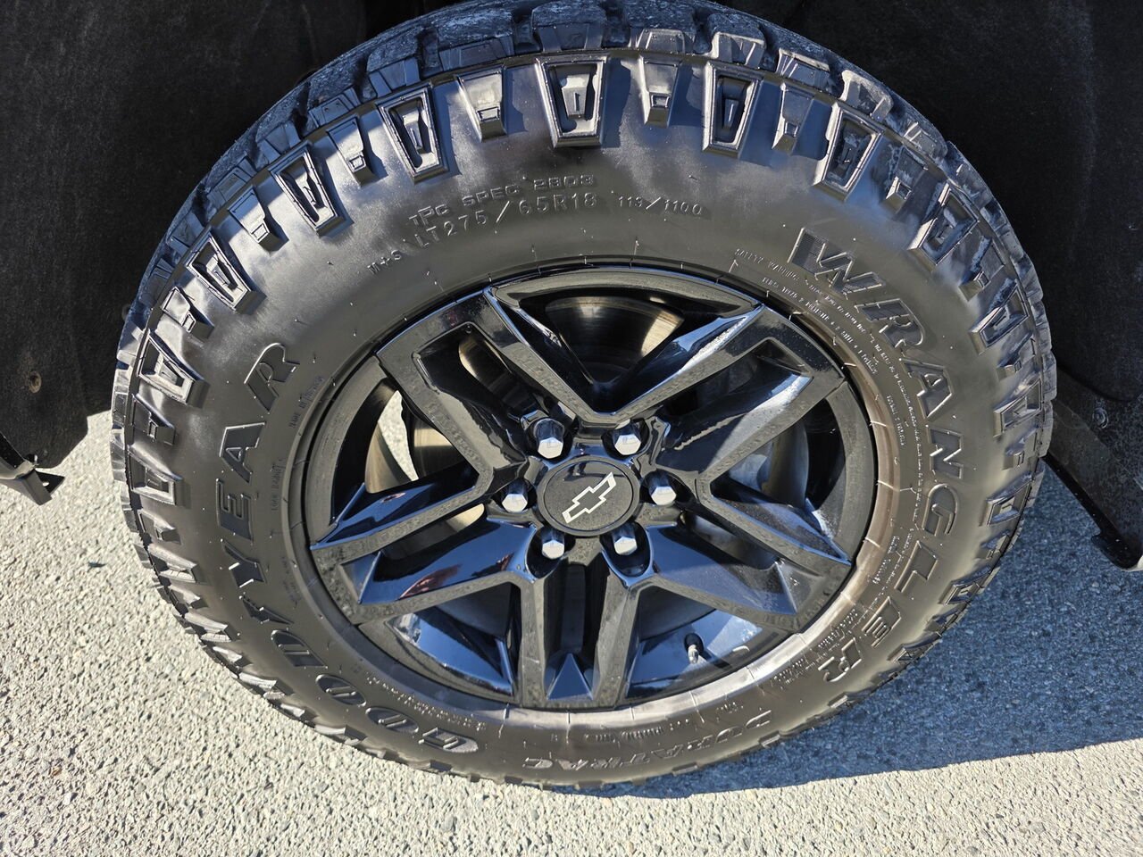 2022 Chevrolet Silverado 1500 Custom Trail Boss Silver Rouyn-Noranda - photo #29