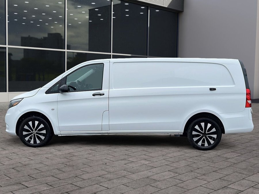 Mercedes-Benz Metris fourgonnette utilitaire Empattement de 135 po 2023 Blanc