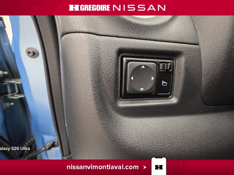2015 Nissan Versa Note Blue Laval - photo #19