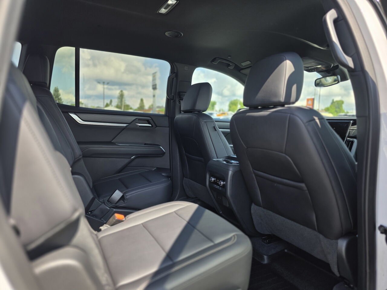 2024 GMC Acadia Elevation White Rouyn-Noranda - photo #47